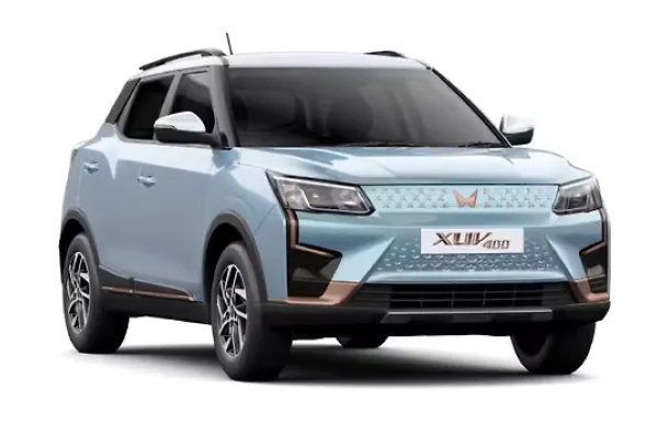 Mahindra XUV400 XUV 400 EV EL Pro 34.5 kWh